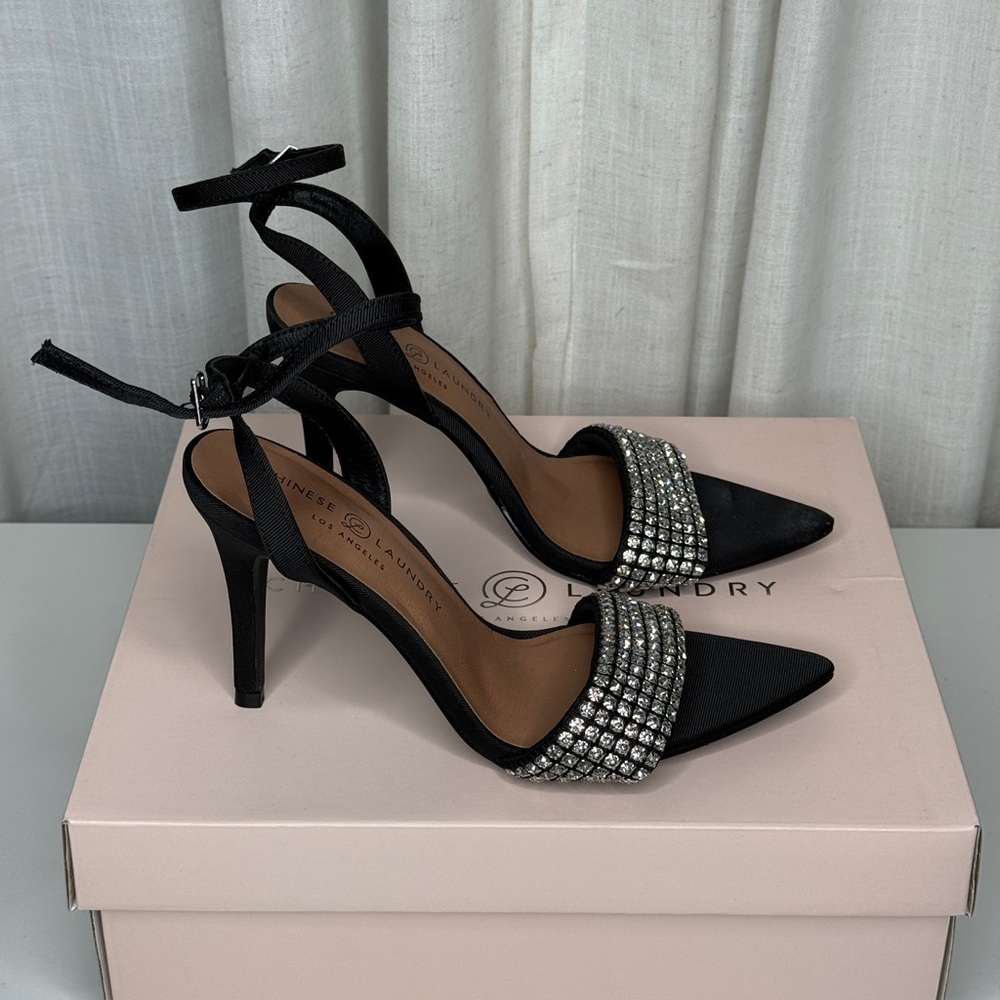 Chinese Laundry Black Heels with rhinestone